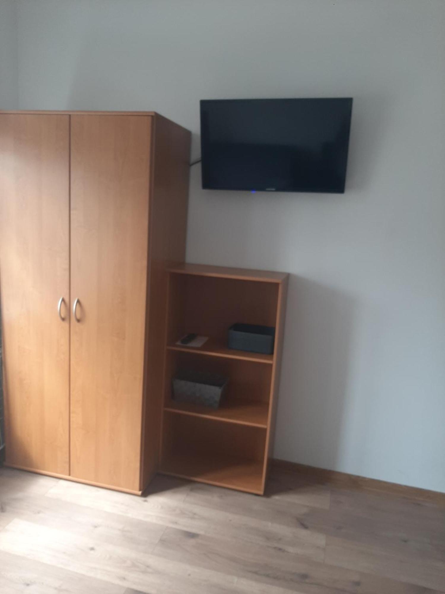 Apartamenty Marco 3-Bis- Przy Dworcu-Stare Miasto-Super Wi Fi Krakow Exterior photo